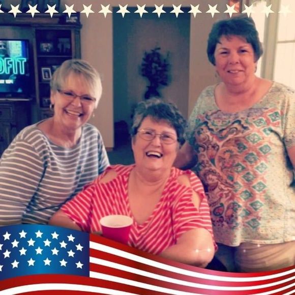 Meet your Posher, Janet - Picture 1 of 1